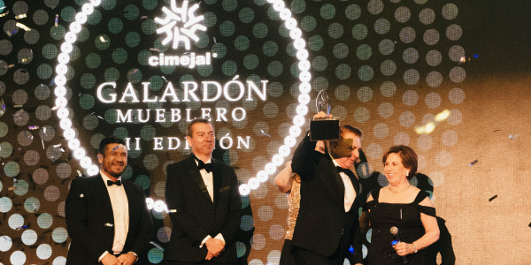 ganador-galardon-mueblero ganador-galardon-mueblero